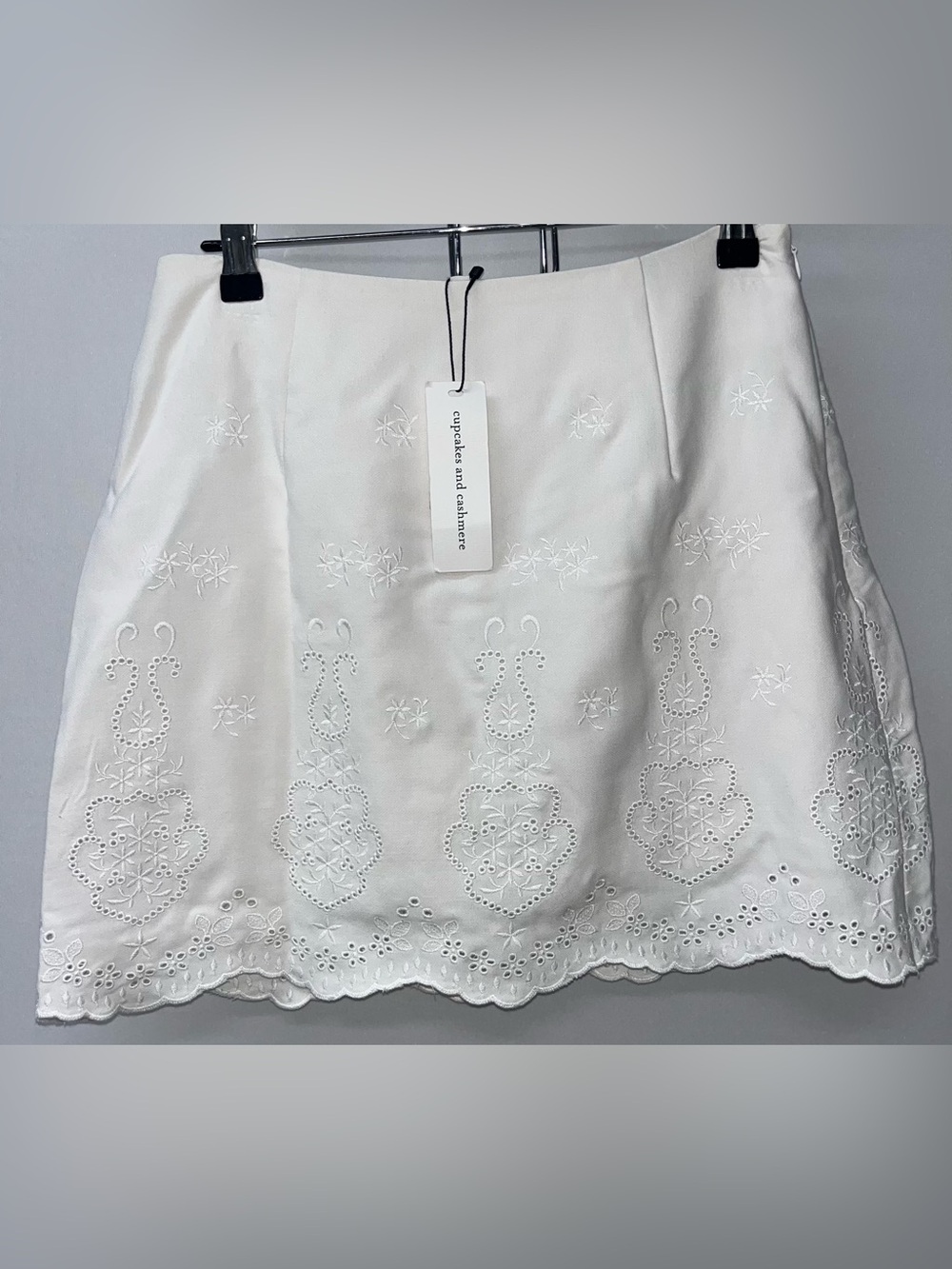 Brand New-Cupcakes & Cashmere White Eyelet Embroidered Mini Skirt